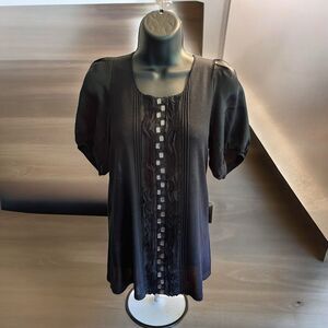 BCBG Maxazria Embellished Jewel Silk Cotton Blend Top Black Ruffles Size Med EUC